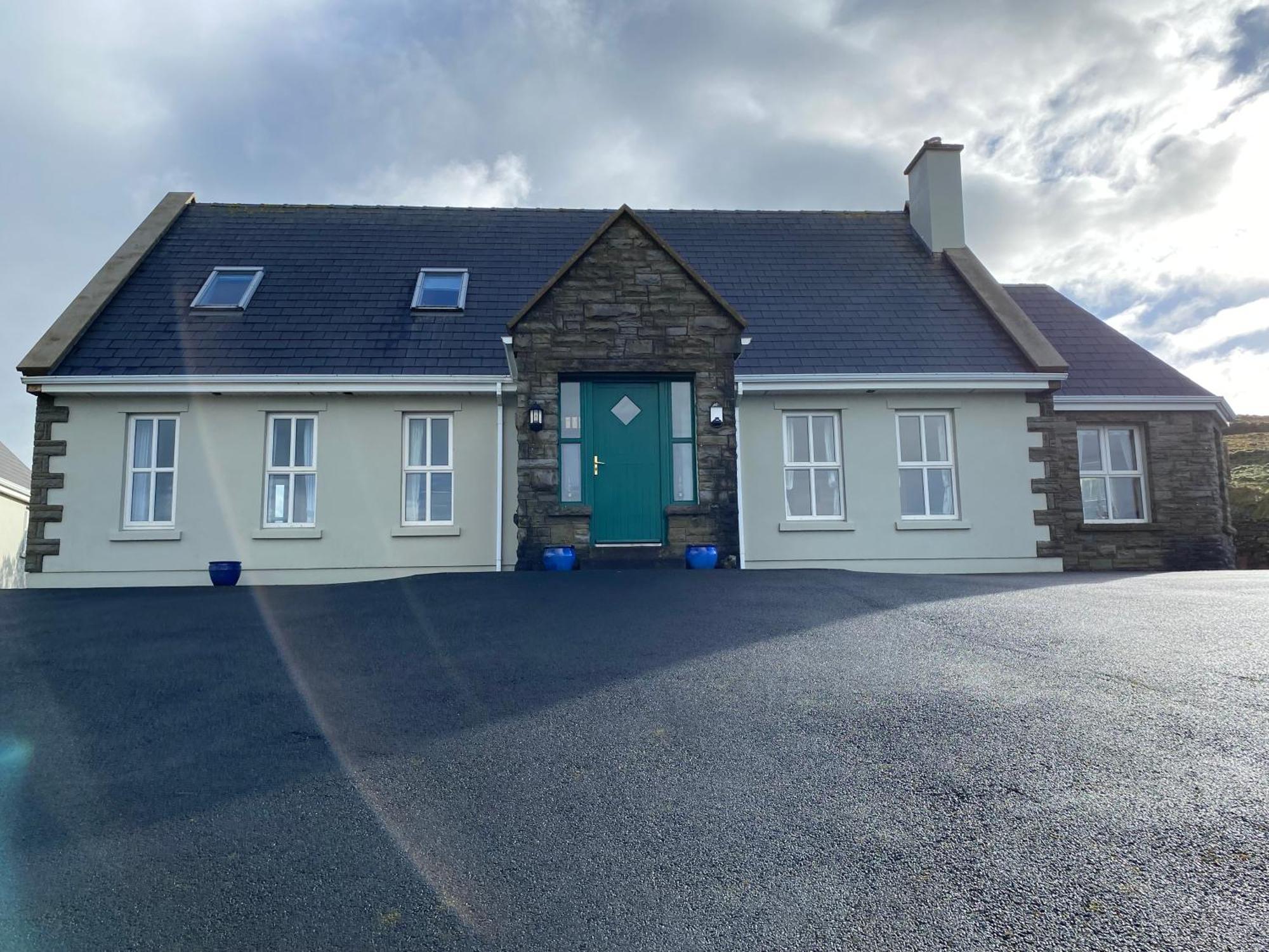 The Cliffs Of Moher House, Doolin Exterior photo